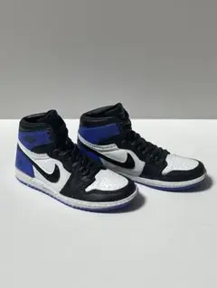 Item thumbnail for item 6ced090f-af05-4d42-a410-7d2c60dc71da