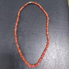 珊瑚のネックレス