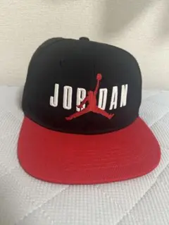 JORDAN キャップ 黒赤