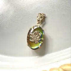 Item thumbnail for item 3b288f55-0c25-4e2a-b45e-27cff8187b23