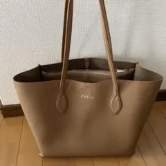 【極美品】FURLAフルラ ハンドバッグ 現行ロゴ トートバッグ ブラウン