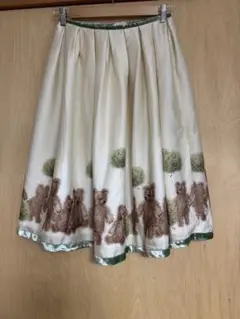 新品・未使用　PINKHOUSE クマ柄フレアスカート