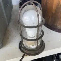 銅製　街灯