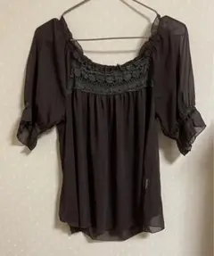茶色　レーストップス　Ｍ
