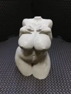 セメント コンクリートオブジェ アート 女体