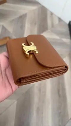 極美✨セリーヌ 三つ折り財布 トリオンフ レザー ゴールド金具 ブラック 茶色