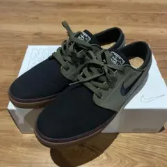 NIKE Stefan Janoski