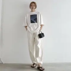 新品　しまむら　hideka ナイロン　ボリュームバレル　パンツ　中白　M