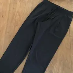 ユニクロ ウルトラストレッチアクティブテーパードパンツ