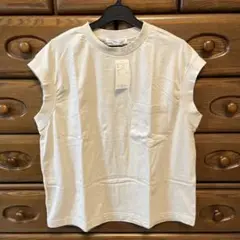 新品　Lugnoncure ルノンキュール　ベージュ ノースリーブ Tシャツ