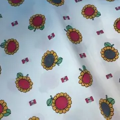 昭和レトロ　ひまわり　ハギレ100 × 50