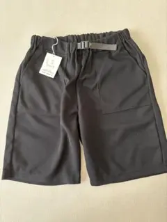 黒いメッシュハーフパンツ