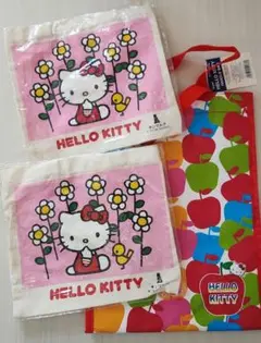 【レトロ・新品タグ付き】ハローキティ☆りんご柄　ハンドル バッグ、ミニトート２個