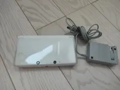 ニンテンドー3DS ピュアホワイト