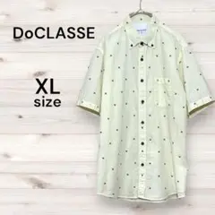 DoCLASSE 美品 イエロー 半袖シャツ ヤシの木刺繍 サッカー生地 麻混
