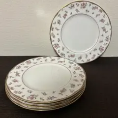 Item thumbnail for item c860724a-50bc-422a-8090-73d2a58fd31c
