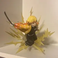 我妻善逸　フィギュア　箱付き