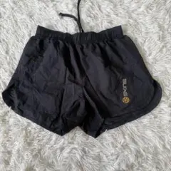 スキンズ　SKINS ランニングショートパンツ S 黒 インナー付