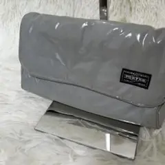 Item thumbnail for item d7cb9f0a-7a01-4f67-b467-f07afed629ae