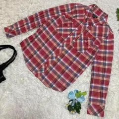 美品　アーペーセー　長袖シャツ　赤チェック　メンズ　コットン100% Sサイズ