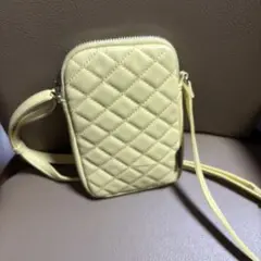 MONO COMME CA キルティングショルダーバッグ イエロー