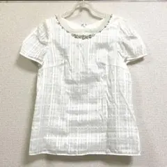 アプワイザーリッシェ 白ブラウス　ビジュー付　美品