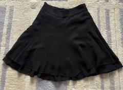 ユニクロ　UNIQLO　ブラック　フレアスカート