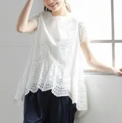 美品 アイレット刺繍ティアードブラウス ローズティアラ 大きいサイズ46