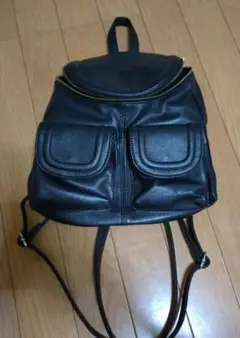 ブラック　レザーリュック