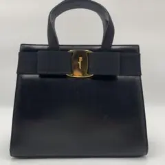 美品✨ フェラガモ ヴァラリボン ハンドバッグ 金具 レザー 黒