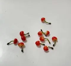 ミニチュア　さくらんぼ　30個