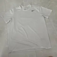 NIKE Tシャツ