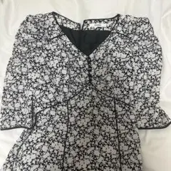 花柄　Sustainableバリエプリントワンピース
