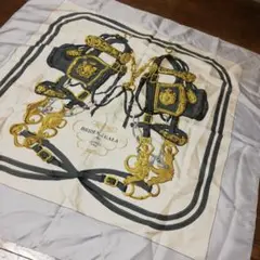 517B エルメス HERMES スカーフ シルク100% カレ