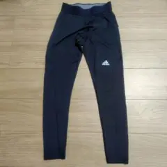 adidas テックフィット Mサイズ