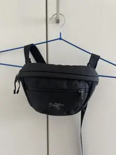 アークテリクス　ショルダーバッグ　ミニ　黒