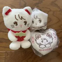 mikko characters ムース　いちご　マスコット クッション　ポーチ