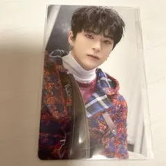 treasureアサヒ　トレカ新品未開封品！
