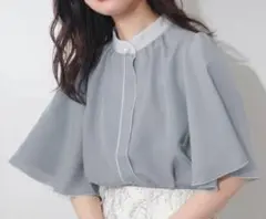 試着のみnatural coutureパール釦ポイントカラーフレア５分袖ブラウス