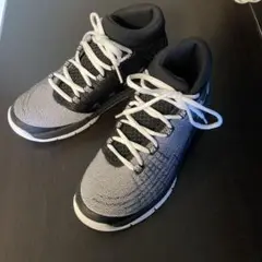 Under Armour ハイカットシューズ ブラック/ホワイト　23センチ