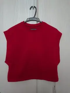 レッド ノースリーブ Tシャツ Fサイズ　グレイル