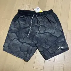 Nike Trail ナイキトレイル　ショートパンツ　黒/グレー ひび割れ模様