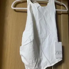 ZARA ホルダーネックトップス