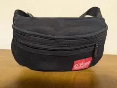 Manhattan Portage ブラックボディバッグ