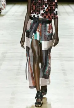 ISSEY MIYAKE カラフルショートパンツ