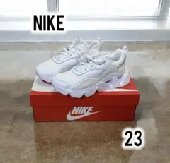 未使用　WMNS NIKE RYZ365 Ⅱ 23cm 厚底スニーカー
