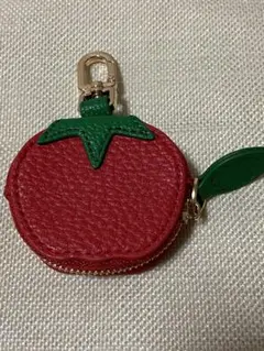 【新品】トマト　バッグチャーム　小銭入れ　コインケース　AirTagケース