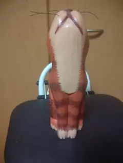 木製の猫の置物