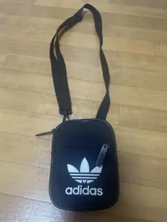 adidas ショルダーバック