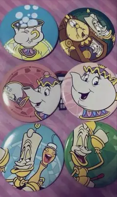 ディズニーストア美女と野獣ポット夫人.チップ ルミエール.フィフィ缶バッジセット